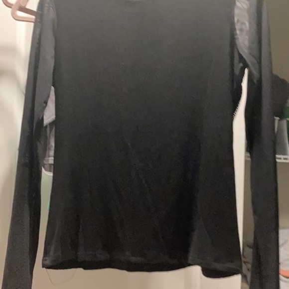 Cache - Picture 2 of 7